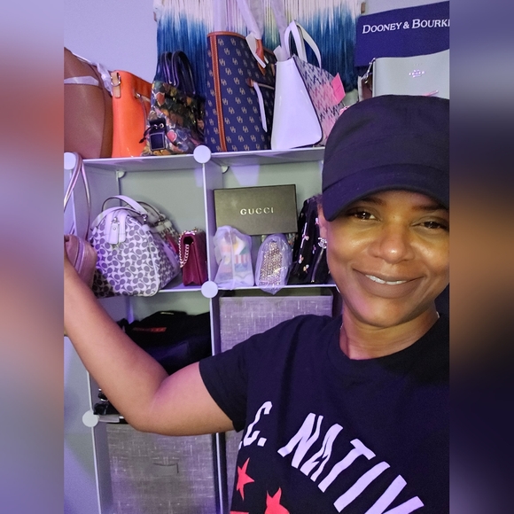 ✈️🌍 LIKE TO BE NOTIFED WHEN I'M LIVE!!...ARE YOU PACKED??...LETS GO!! - Picture 8 of 8